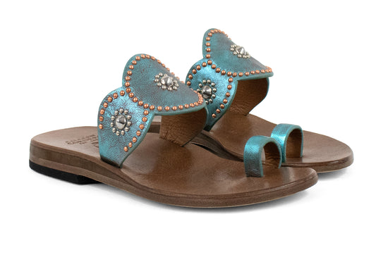 Alina Sandal