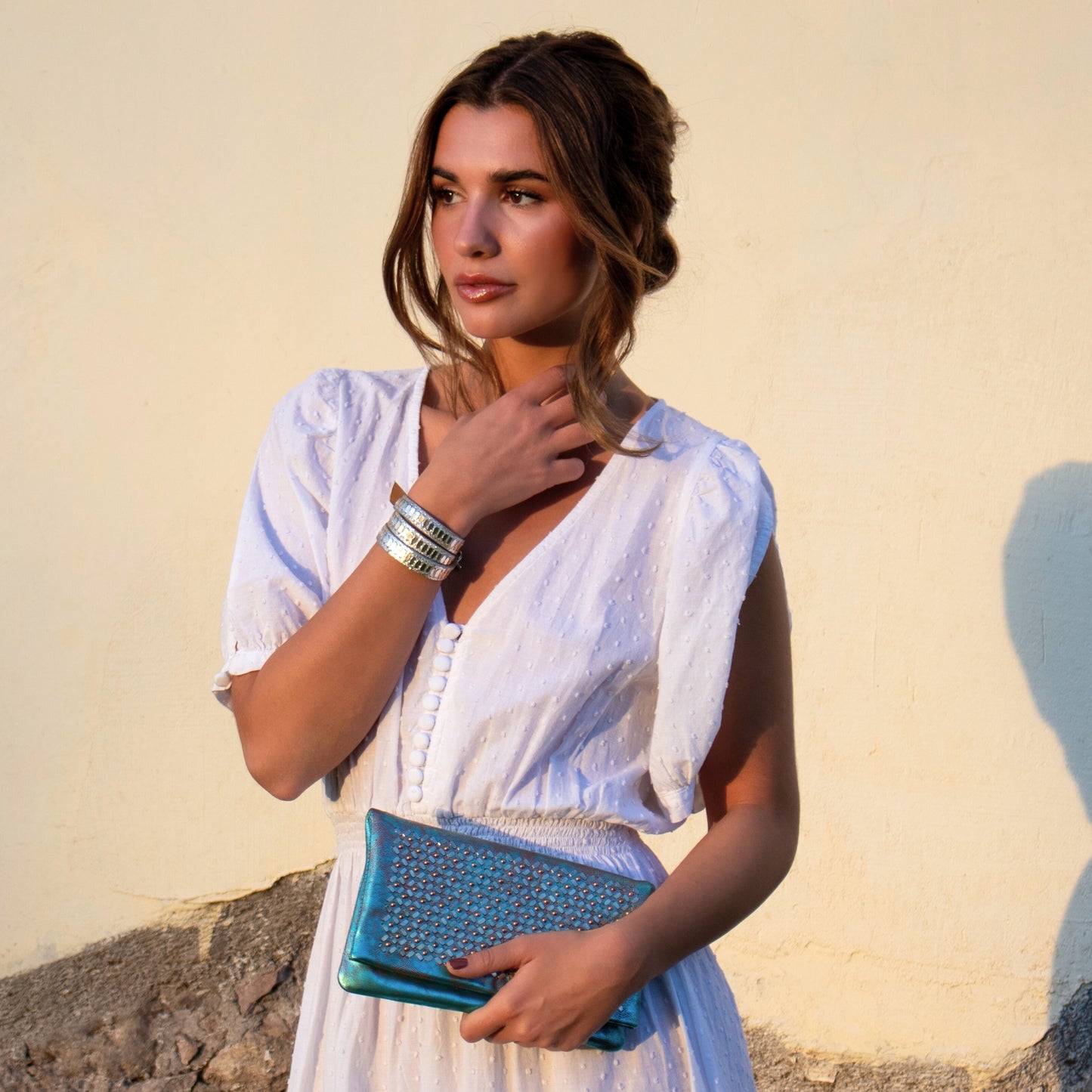 Sula Clutch